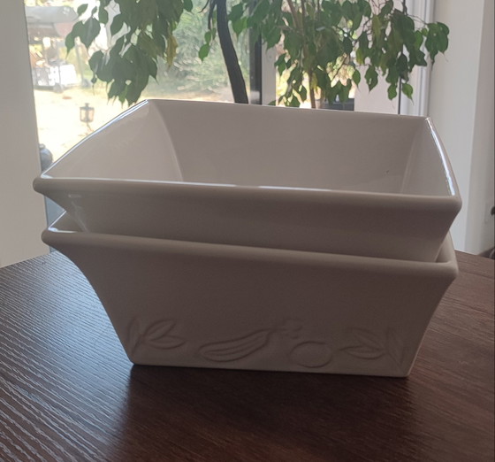 Juego de dos fuentes cuadradas asimétricas para gratinar, numeradas por BCI, fabricadas en Francia. (photo 9 of 15)