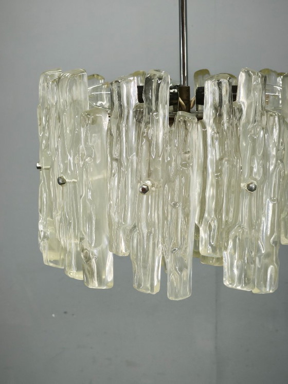 Suspension autrichienne exceptionnelle des années 1960, attribuée à J.T. Kalmar. – Glass (photo 11 of 12)