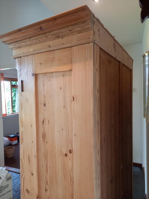 Mooie vintage grenen kast 