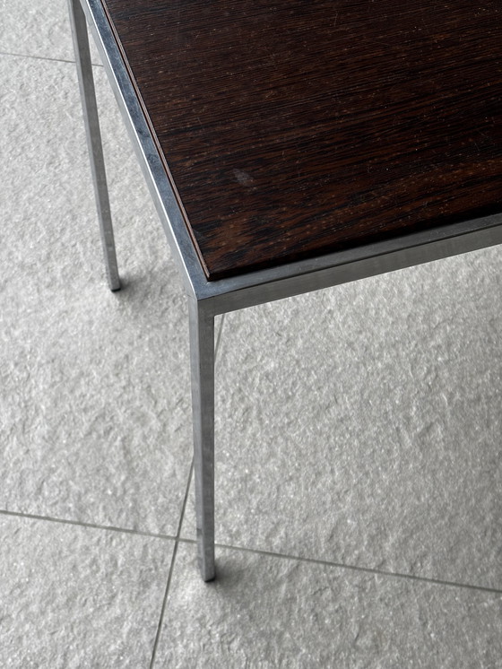 Image 1 of Cees Braakman – table d'appoint avec plateau réversible (vers les années 1950)