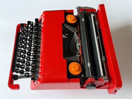 Sottsass & King - Olivetti 'Valentine' - Macchina da scrivere – Oggetti decorativi, Plastica, Metallo (photo 8 of 22)