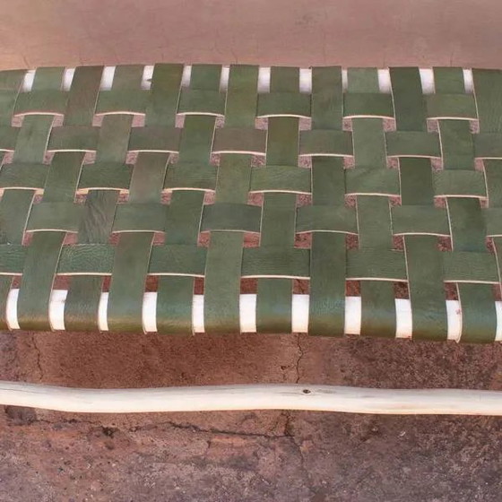 Tabouret et banc en cuir vert (photo 3 of 4)