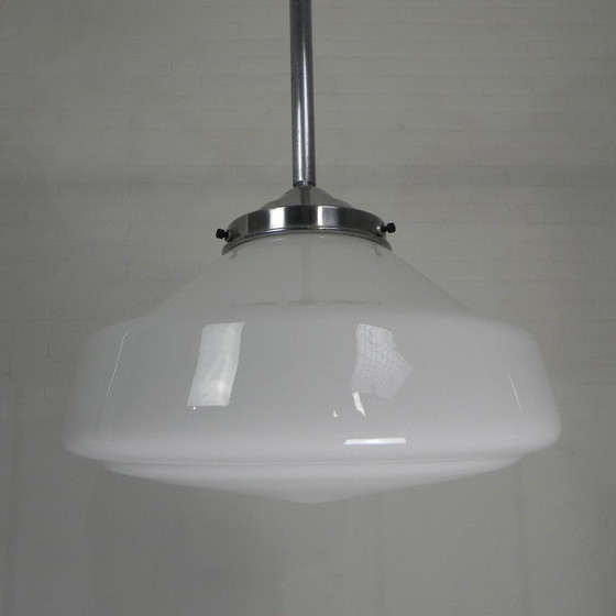 Image 1 of Lampada a sospensione Art Déco con paralume in vetro bianco, anni '30