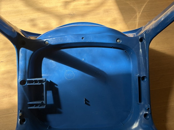 Image 1 of Chaise design en plastique bleu Schröder & Henzelmann