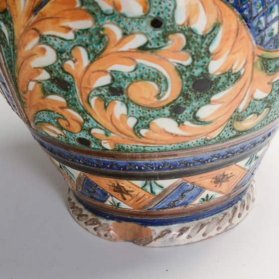Pair of Mid-20th Century Deruta Vases – Ceramic, Vintage (photo 12 of 19)