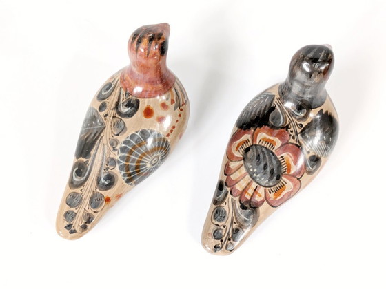 Image 1 of Paire de colombes mexicaines en céramique Tonala | Figurines d'art populaire peintes à la main des années 1970