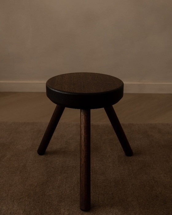 Image 1 of Vintage houten tripod kruk / stool van massief hout