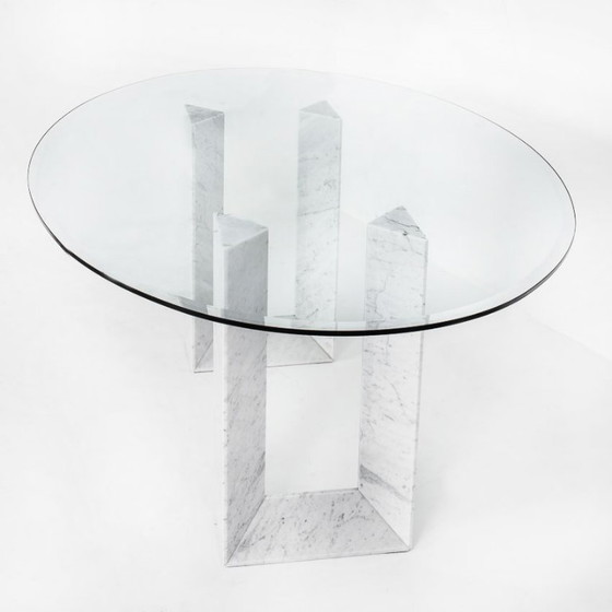 Tisch aus Carrara-Marmor und Glas. Modell „Diapason“ von Cattelan Italia. 90er Jahre. – Esstische, Marble (photo 6 of 15)