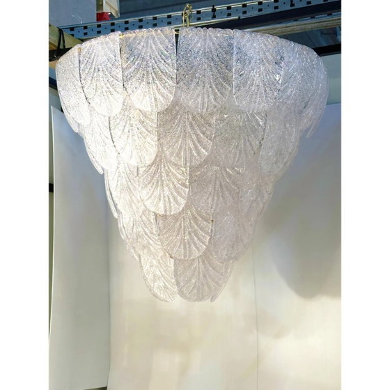 Image 1 of Eleganter Kronleuchter aus Muranoglas mit weißen Graniglia-Blütenblättern