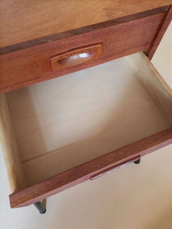 Image 1 of Scrivania e sedia vintage