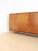 Kast – Oswald Vermaercke, V-Form