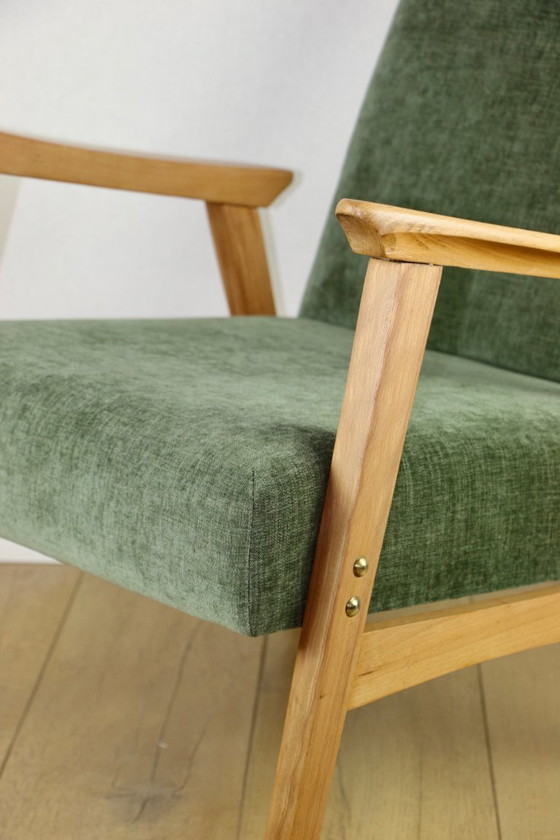 Image 1 of Classic armchair green olive structural light wood