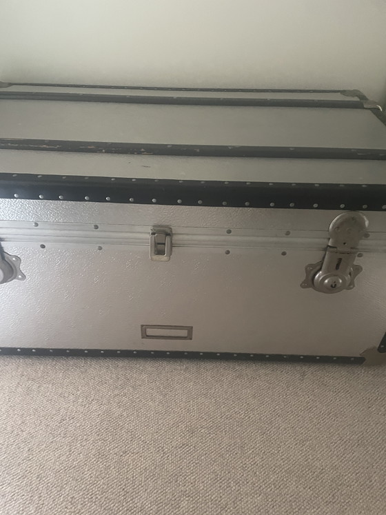 Image 1 of Valigetta vintage martellata