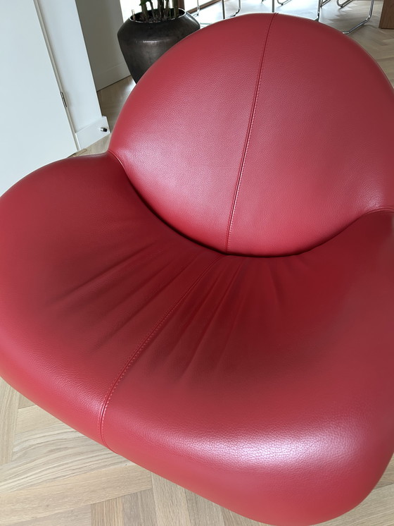 Image 1 of Papageno, an iconic armchair in red leather in new condition