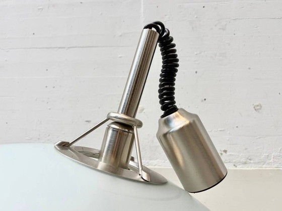 Image 1 of Suspension avec abat-jour en verre opale et suspension réglable en hauteur, années 1970