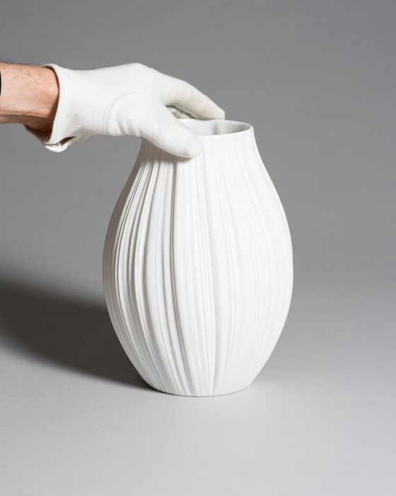 Image 1 of Martin Freyer para Rosenthal "Plissée" Bisque Porcelain Vase Duo, Alemania 1968