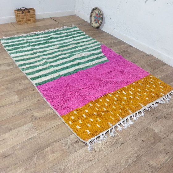 Image 1 of Gestreifter Berberteppich | Marokkanischer Wollteppich | 250 × 150 cm