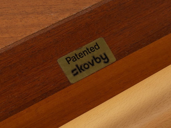 Image 1 of Ausziehbarer Esstisch, Skovby