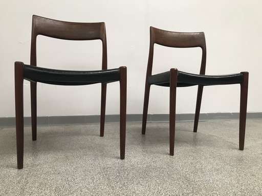 2x  Niel Otto Møller Model 77 Eetkamerstoelen