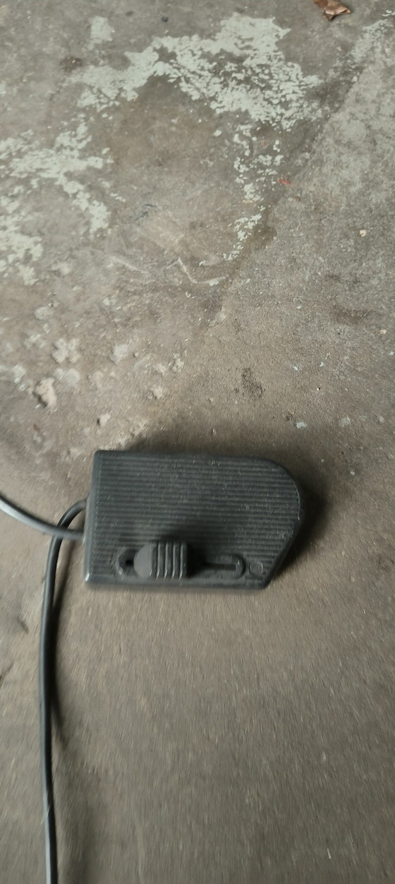 Image 1 of Lampadaire vintage Ikea au design rétro rare des années 90