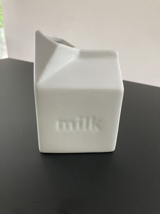 Carton de lait décoratif en céramique