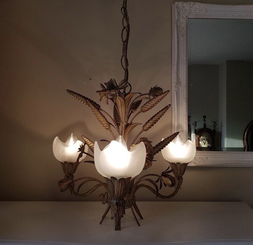 Araña de luces Coco Chanel estilo Hollywood Regency con gavilla de trigo