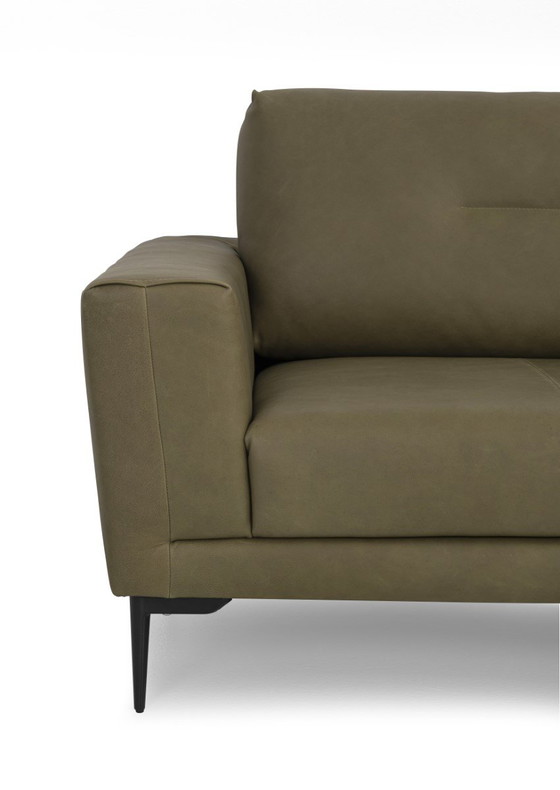 Image 1 of Montel Hampton 3-seater sofa