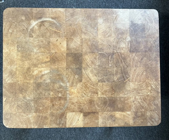 Image 1 of Mesita auxiliar de estilo Bauhaus: estructura tubular con tablero de madera maciza.