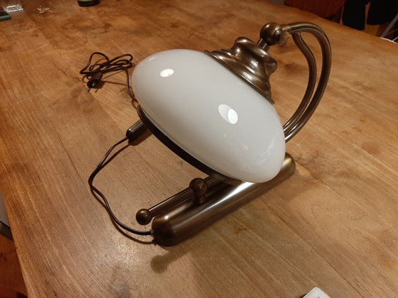 Image 1 of Lampe Vintage Art Deco en laiton