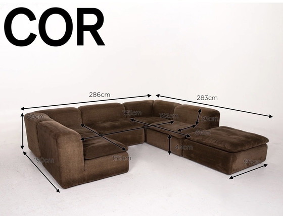 Image 1 of Canapé modulaire COR en velours côtelé marron