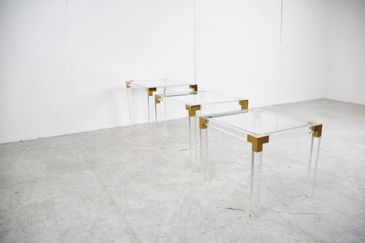 Nid de tables vintage en laiton et lucite