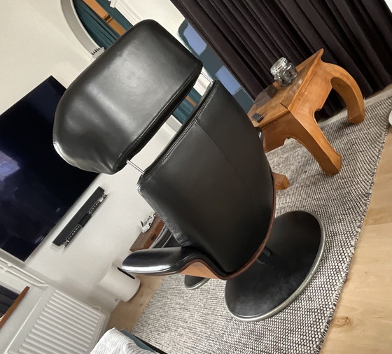 Image 1 of Fauteuil relaxant. La « pause conformiste »