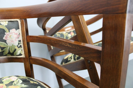 Image 1 of 1930er Jahre Zwei restaurierte Thonet-Sessel, Tschechoslowakei