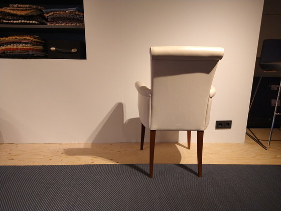 Image 1 of Poltrona Frau Vittoria eetkamerstoel