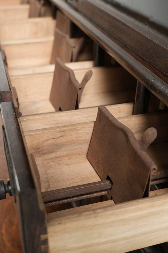 Image 1 of Unieke en zeer originele 19e eeuwse globe Wernicke modulaire notaris/ kantoor/ apothekerskast