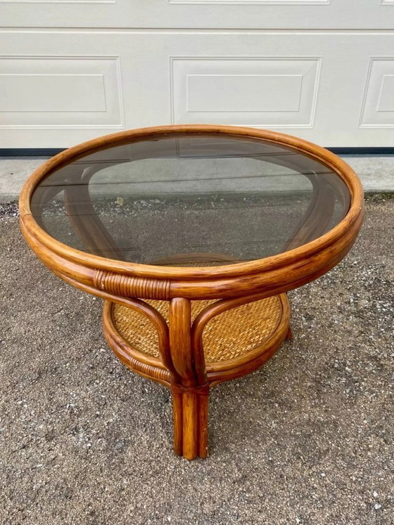 Image 1 of Tavolino da caffè in vimini e rattan con piano in vetro