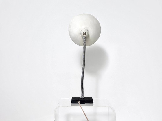 Vintage Gooseneck Table Lamp, 1960s, Metal, White (photo 5 of 15)