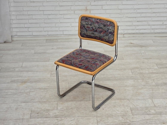 Image 1 of Juego de 4 sillas de comedor italianas de estilo Bauhaus, de la década de 1970.