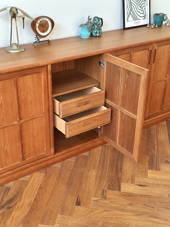 Image 1 of Buffet XXL vintage en teck, design danois, années 50/60/70
