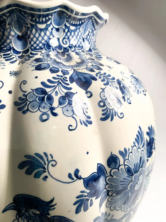 Vase en céramique Delft blanc et bleu des années 1920 (photo 4 of 8)