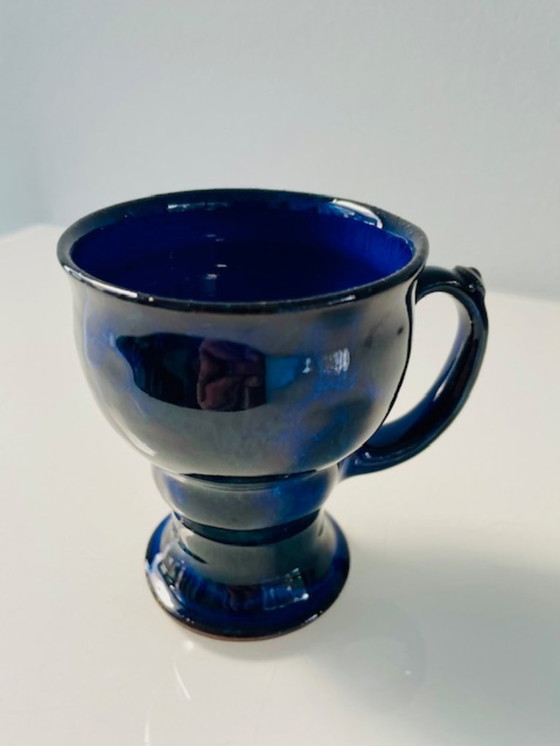 Image 1 of Set in ceramica composita blu cobalto – brocca + 2 calici (firmati)