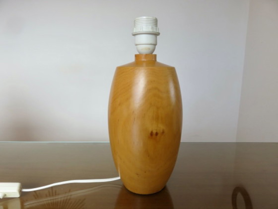 Lampe aus Massivulme, Frankreich, 1980 – Tischlampen, Holz (photo 7 of 9)