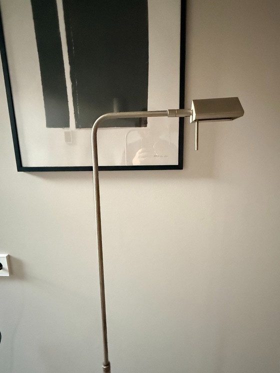 Image 1 of messing kleurige leeslamp voor naast stoel, verstelbaar