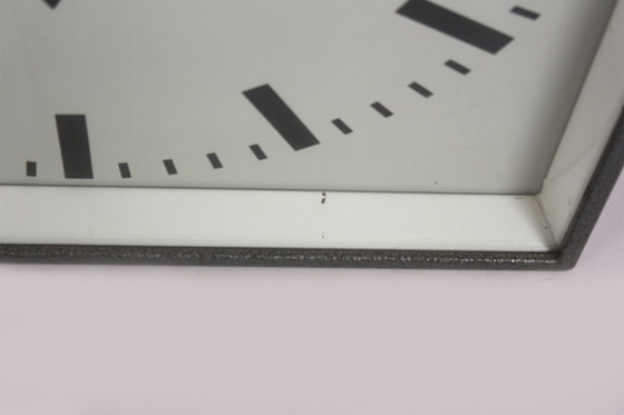 Image 1 of Große, doppelseitige Eisenbahnuhr von Pragotron, 1980er Jahre