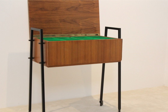 Niederländischer Teak Sammlerschrank und Nähtisch, Aufbewahrungsschrank, Holz, Metall, Schwarz, Vintage (Foto 11 von 13)