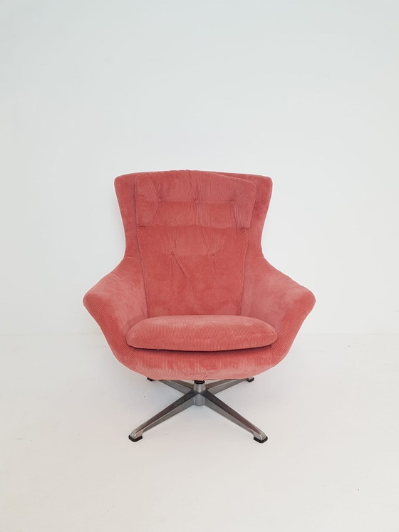 Vintage pink swivel armchair | newly upholstered pink corduroy – Polyester, Textile (photo 4 of 12)