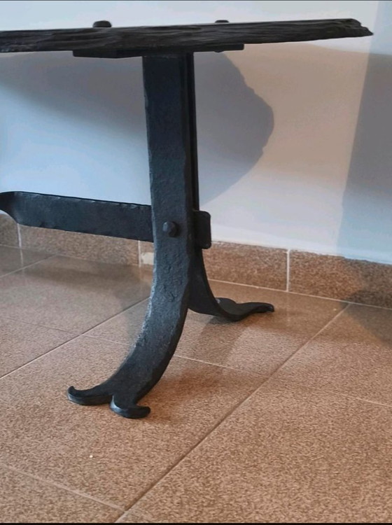 Image 1 of Table basse en métal avec plateau en pierre, style milieu du siècle, France, vers 1960.