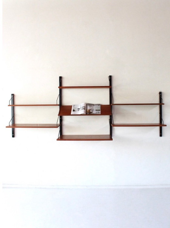 Image 1 of Sistema mural Poul Cadovius Royal System, Cado Dinamarca