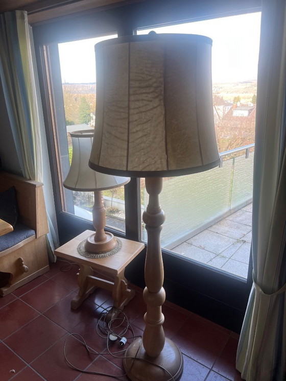 Image 1 of Lampen + Tisch