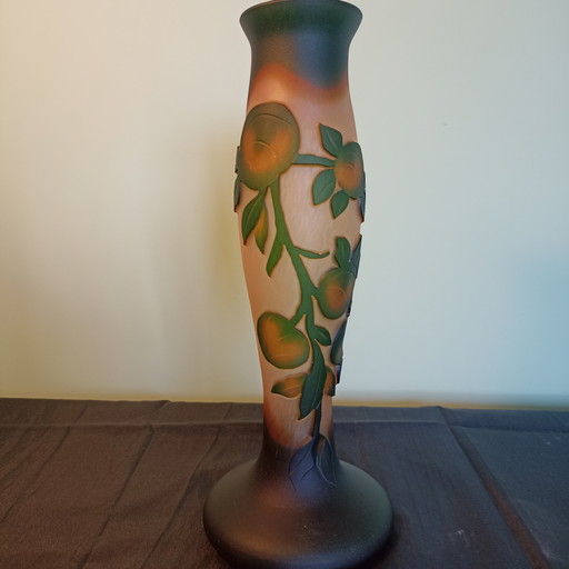 French Cameo glass vase - Vianne (Galle-style)